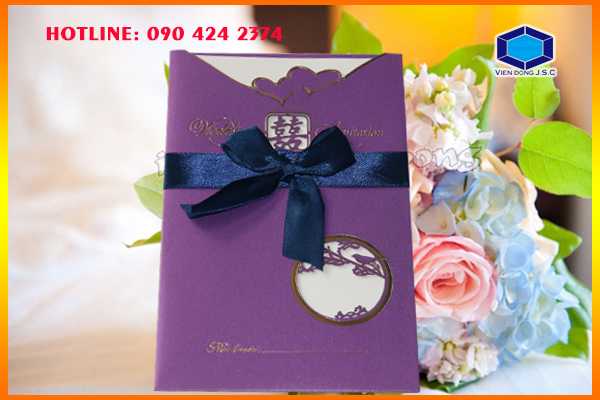 xuong-in-thiep-cuoi-nhanh-re-mau-KN108-tim